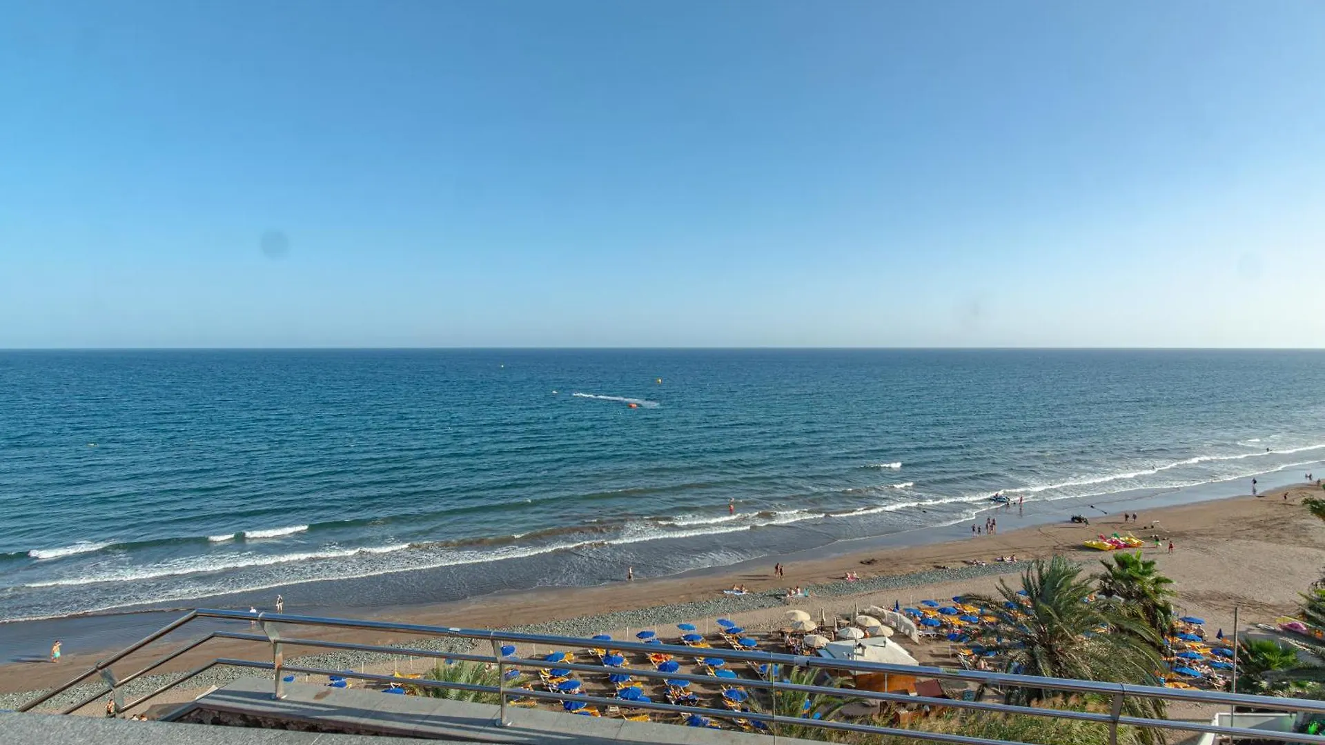 Apartamento Con Terraza Y Piscina En Playa Del Ing Playa del Ingles  Apartment