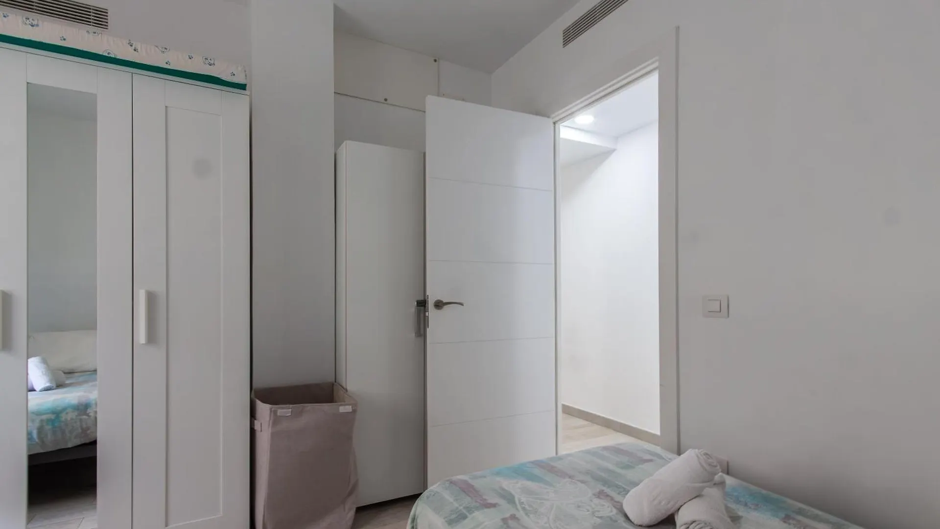 Apartamento Con Terraza Y Piscina En Playa Del Ing Playa del Ingles  0*, Playa del Ingles (Gran Canaria)